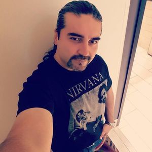 Meet your Posher, Jose